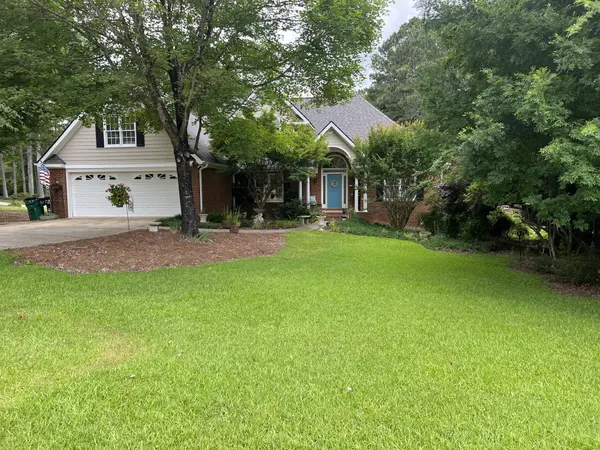 1011 Derby Ln, Bogart, GA 30622