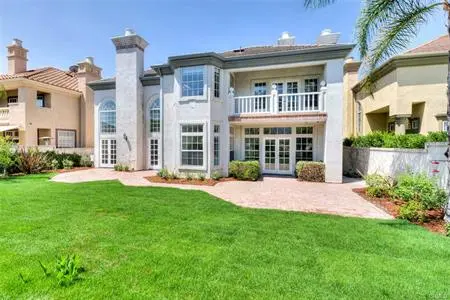 30 Thorn Oak, Rancho Santa Margarita, CA 92679