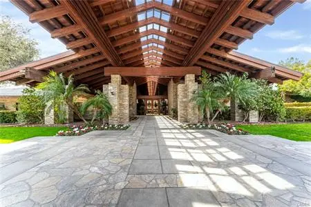 30 Thorn Oak, Rancho Santa Margarita, CA 92679