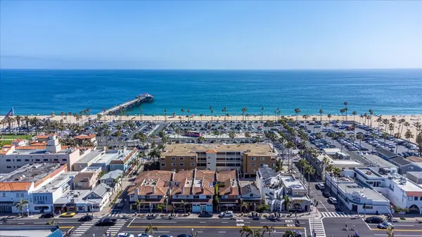 609 E Balboa Blvd, Newport Beach, CA 92661
