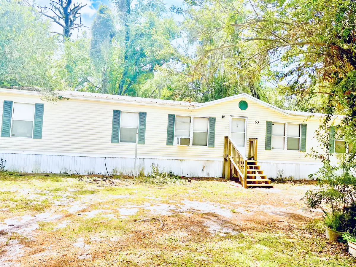 153 Russell Dr, Crawfordville, FL 32327