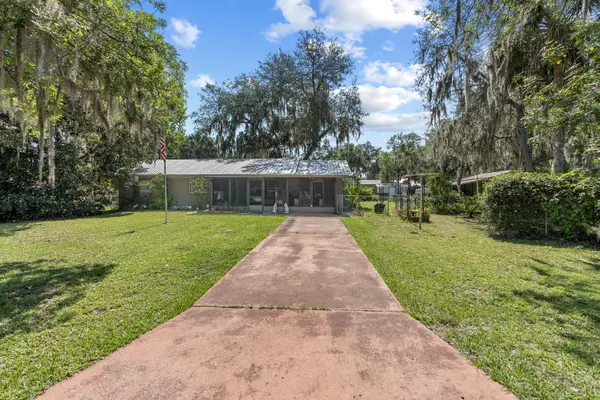 6933 S Baker Ave, Floral City, FL 34436
