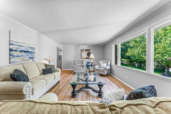 112 Whitehill Dr New Castle, PA 16105