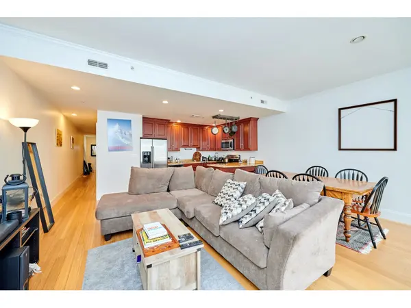 55 Temple Pl #4, Boston, MA 02111