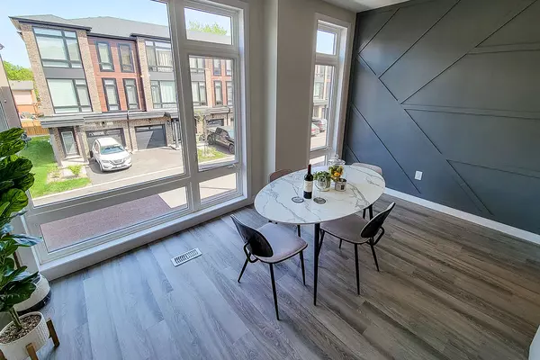 270 Melvin Ave #9 Hamilton, ON L8H 0B4