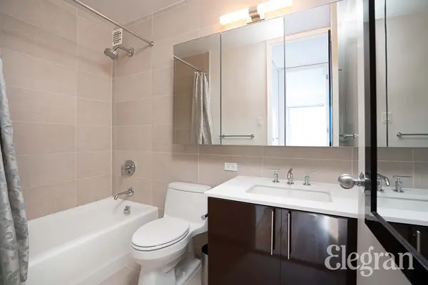 300 E 40th St #4E, New York, NY 10016