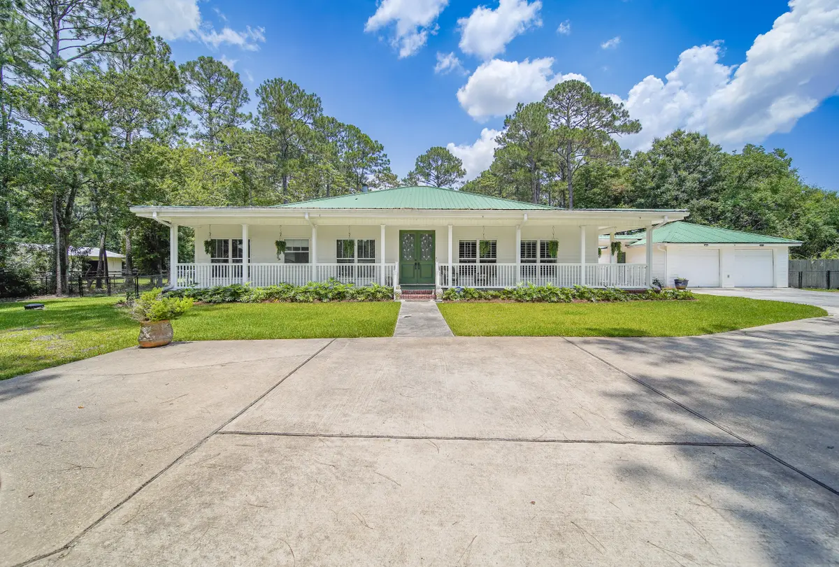 10801 Lillian Hwy, Pensacola, FL 32506