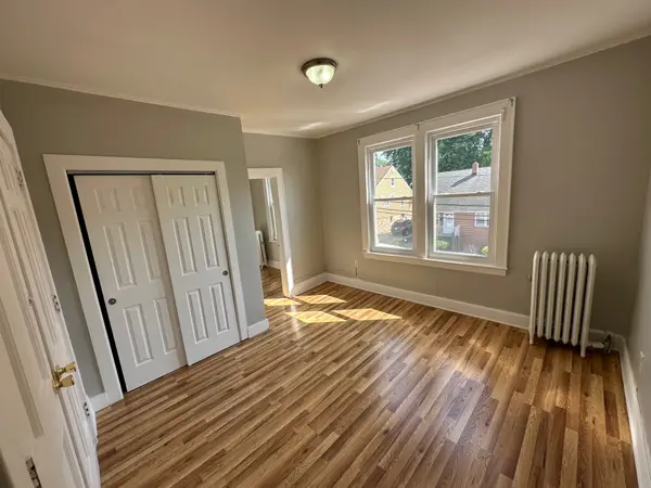 1400 81st St #2, North Bergen, NJ 07047