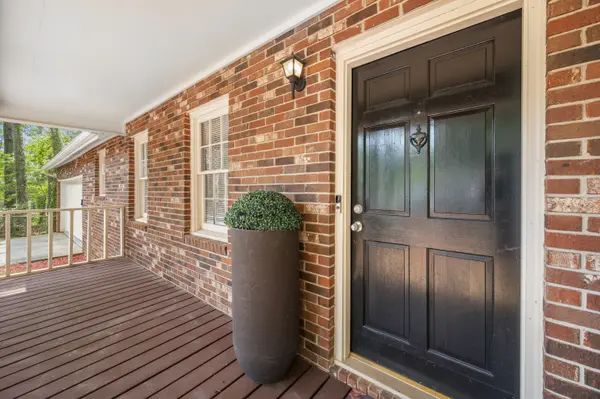 2949 Nellwood Cir, East Point, GA 30344