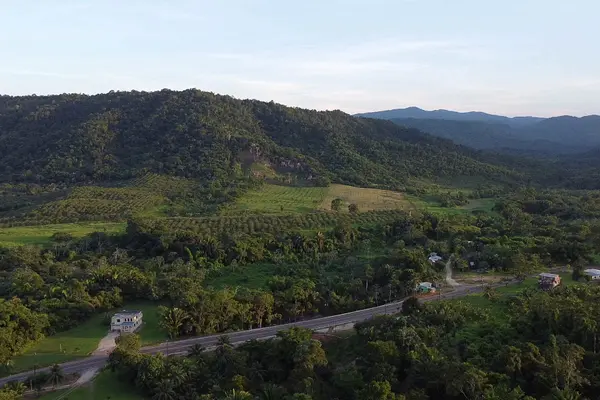 Mile 18, Hummingbird Highway, Creek