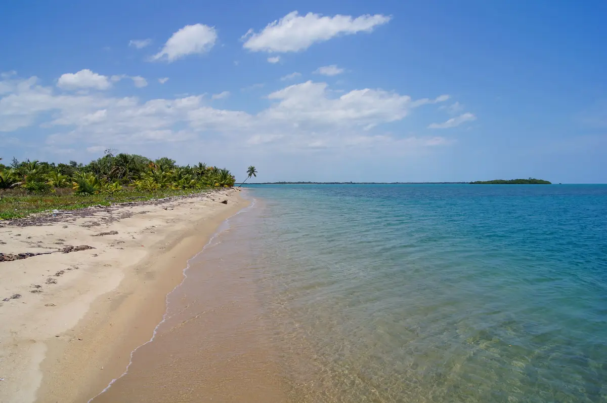 South of Punta Negra, New Haven, Ycacos