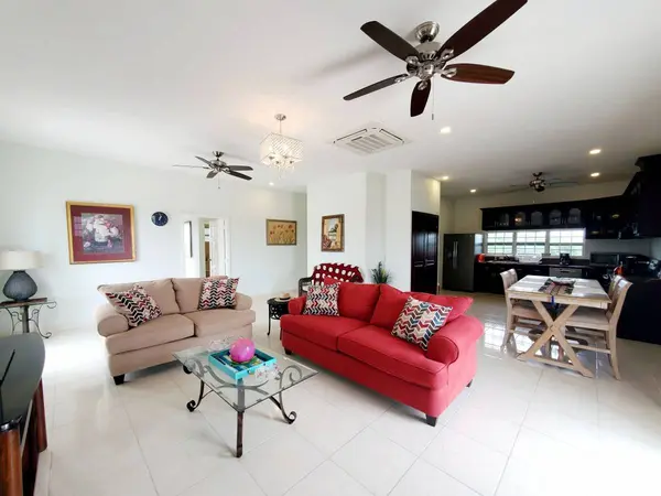 Vista Del Mar, Belize District Belize.,