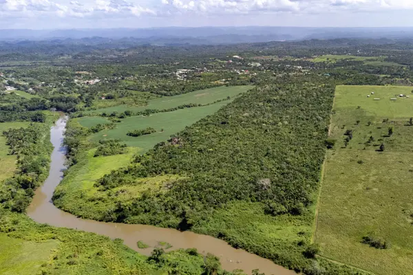 0.5 Mls off George Price Highway, Maya Hill Cayo,