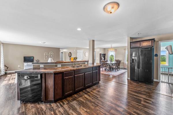 4245 Perry Hwy Volant, PA 16156