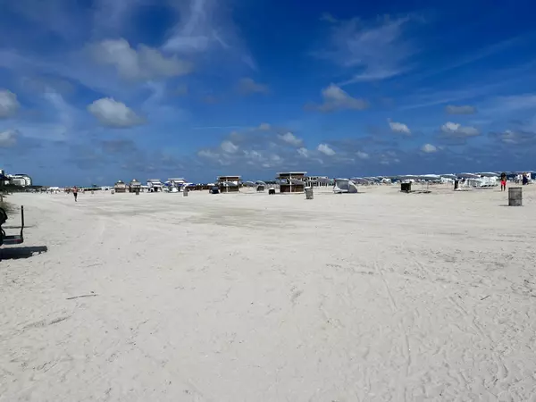 Miami Beach, FL 33139,1590 Michigan Ave #4