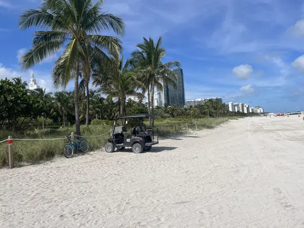 1590 Michigan Ave #4, Miami Beach, FL 33139