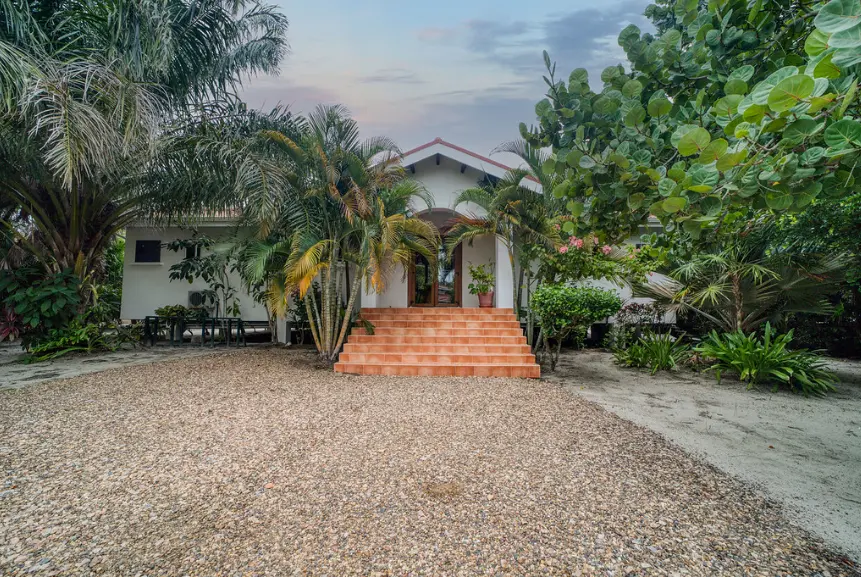 Naia Resort and Villas, Plavencia Village, Peninsula