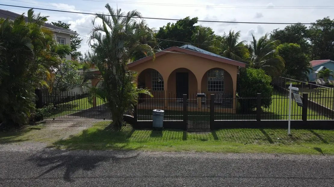 Grapefruit Street, Belmopan,