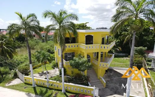 Independence Drive, Belize, Bay