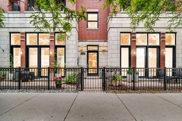 3020 N Sheffield Ave #3N, Chicago, IL 60657