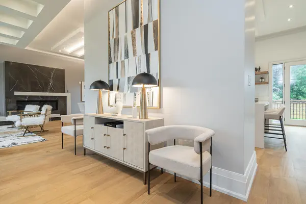 45 Seaton Dr., Aurora, 2K2
