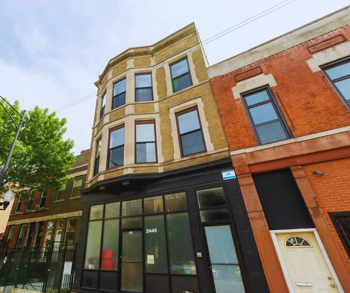 2445 W Harrison St, Chicago, IL 60612