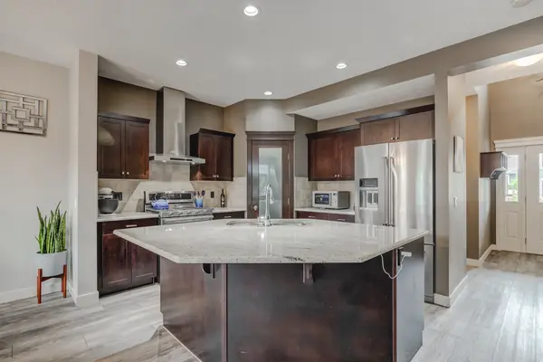 13 Westridge Rd, Okotoks, AB T1S 0K9