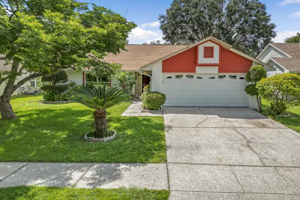 2011 Green Juniper Ln, Brandon, FL 33511