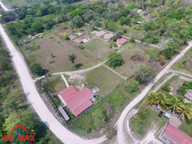 San Ignacio, San Ignacio, District