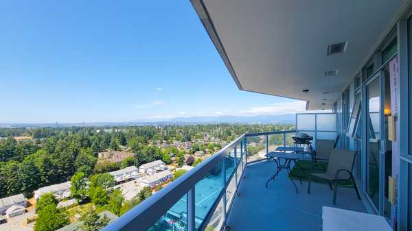 11967 80 Ave #2101, Delta, BC V4C 0E2