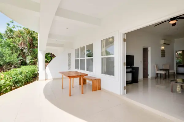 Maya Beach, Stann Creek District,