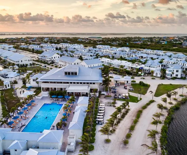 Mahogany Bay Drive, San Pedro, Caye