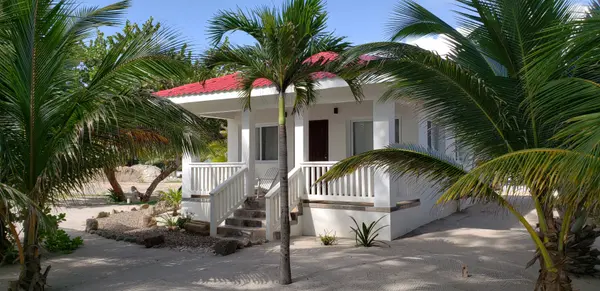 Maya Beach, Stann Creek District,