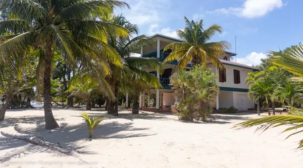 Plantation, Placencia,