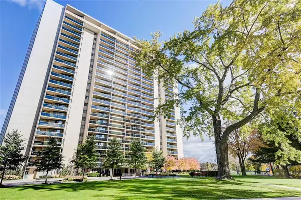 812 Burnhamthorpe Rd #2304, Toronto, ON M9C 2Z3