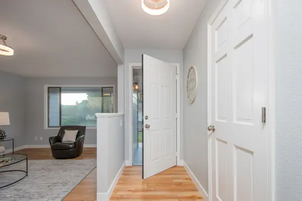 5056 Elizabeth St N, Keizer, OR 97303