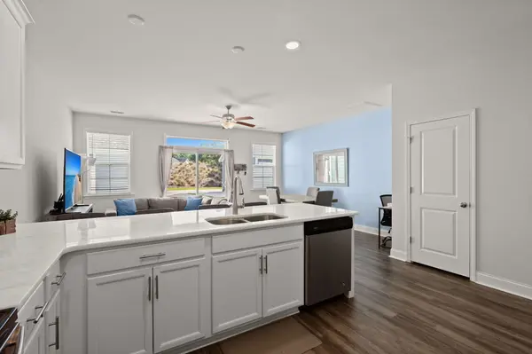 415 Stoneleigh Ln Moncks Corner, SC 29461