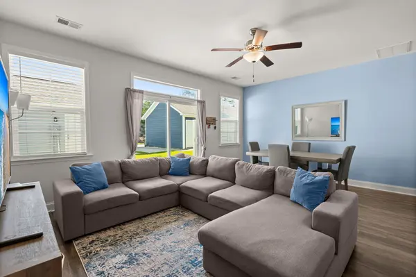415 Stoneleigh Ln Moncks Corner, SC 29461