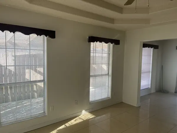 6300 S Mars Ln, Pharr, TX 78577