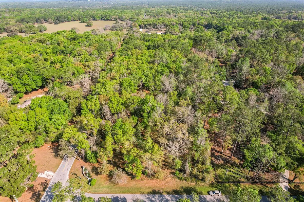 27001 Country Oak Dr, Brooksville, FL 34602