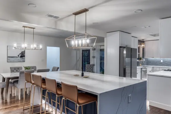 9026 Livenshire Dr Dallas, TX 75238