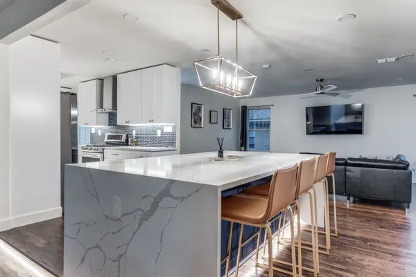 9026 Livenshire Dr Dallas, TX 75238