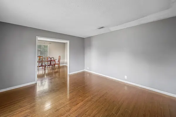 1085 Farmington Rd, Pensacola, FL 32504