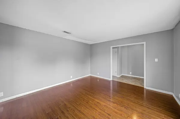 1085 Farmington Rd, Pensacola, FL 32504