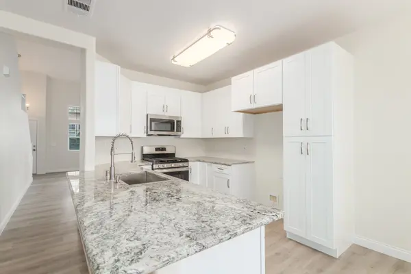 2283 Crooked Creek Ave, Las Vegas, NV 89123