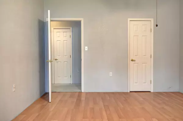 Smithville, TX 78957,103 Turney St