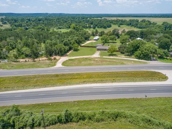 927 Highway 71 W, Smithville, TX 78957