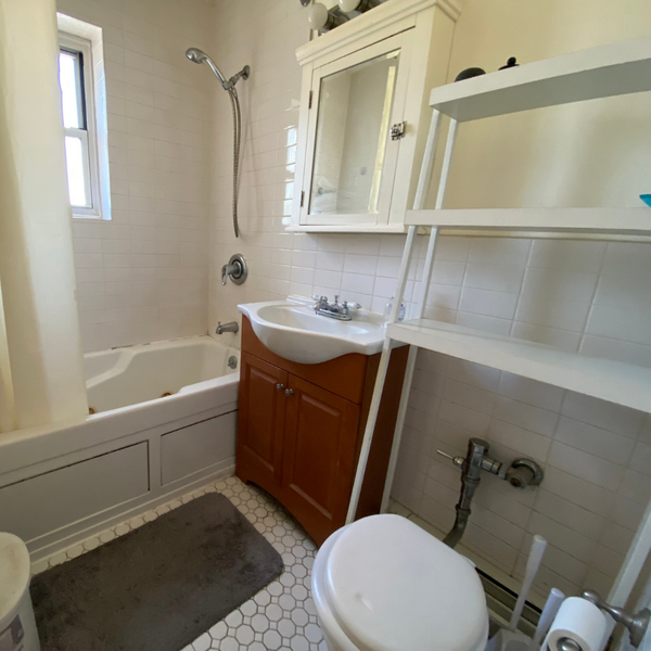 111-09 66th Ave Forest Hills NY 11375 #2B