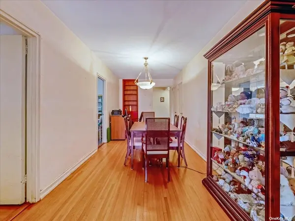 113-14 72Rd Forest Hills #BB, Ny 11375,