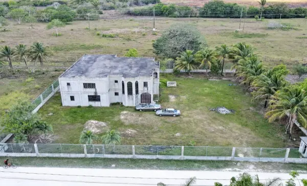 2324 Dr. George Estate Area, Orange Walk,